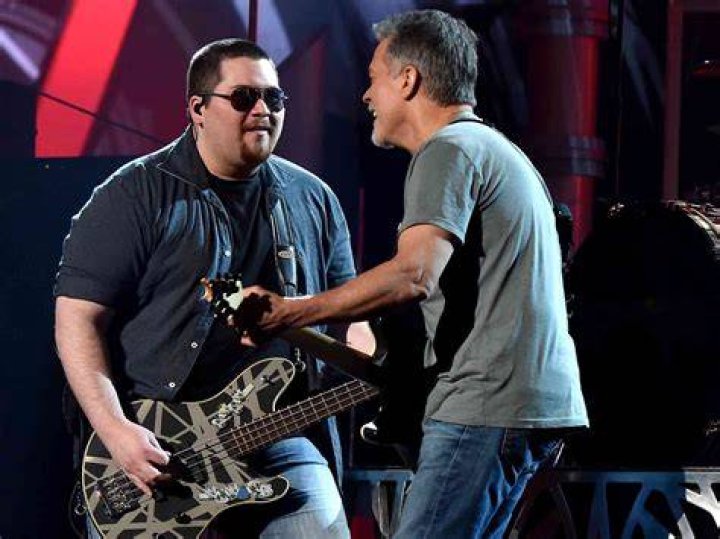 Eddie Van Halen’s Reaction To The Passing Of Malcolm Young