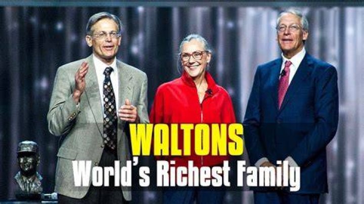 The Walton family earns US4 million every hour and this is how